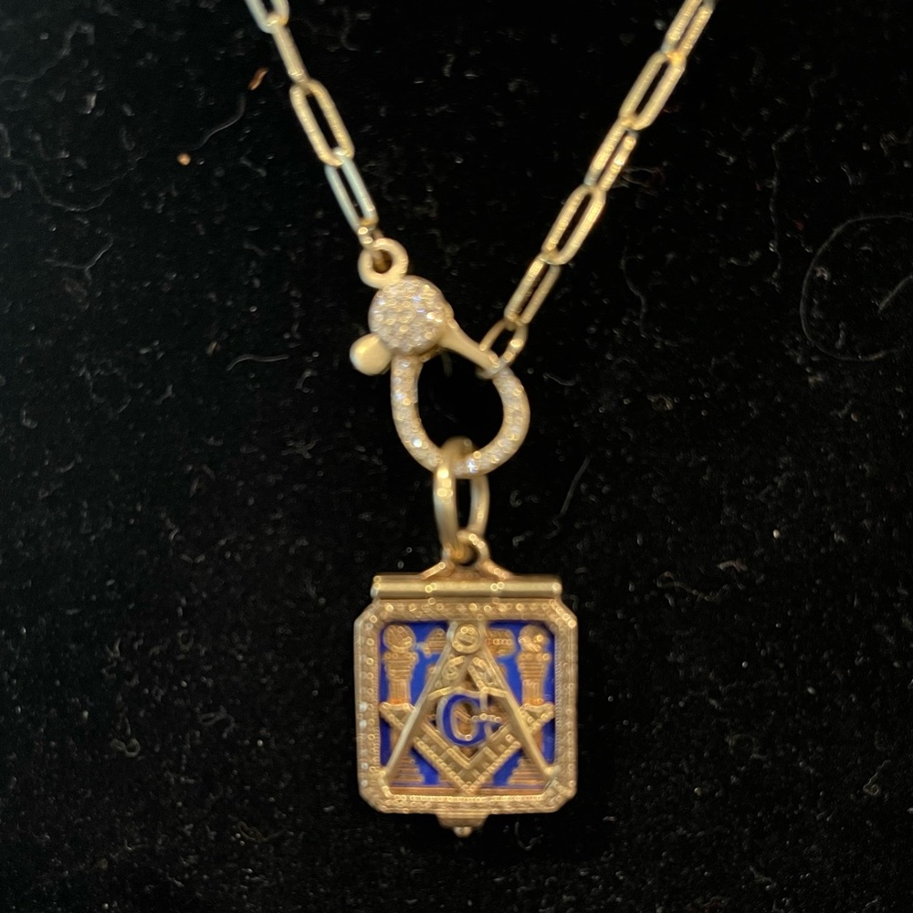 LAPIS MASON PENDANT